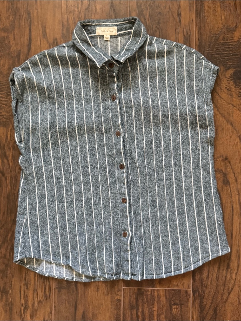 Bailey & Chloe Large Navy and White Pinstriped Button Down Top